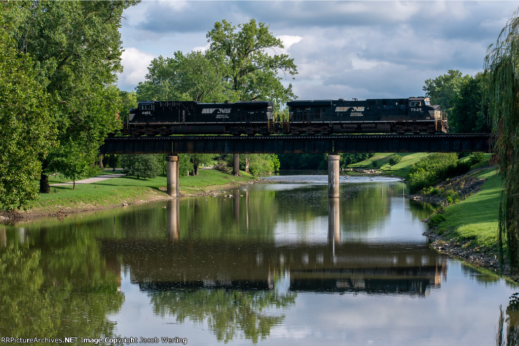 NS 7525 and NS 4463